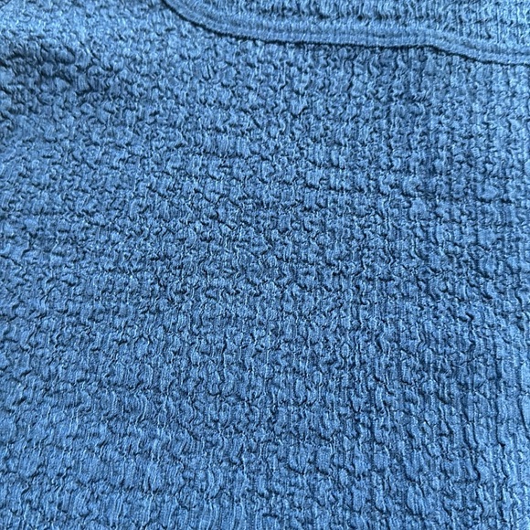 NWT old Navy royal blue crinkle top, small - Picture 7 of 7